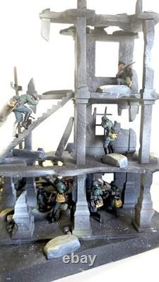 1/35 WWII Custom Urban Battle Diorama US Army vs German Soldiers Ruined Building