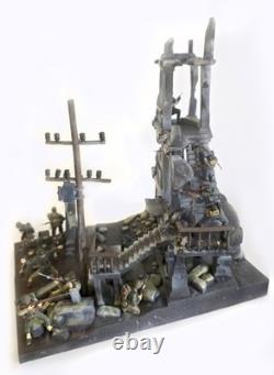 1/35 WWII Custom Urban Battle Diorama US Army vs German Soldiers Ruined Building