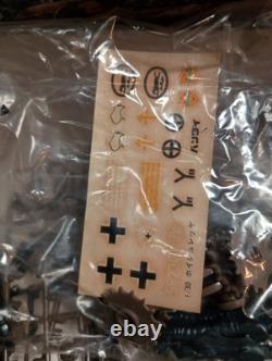 Bandai German Army Tank WWII Panzerkampfwagen IV-G 1/30 Vintage Model Kit Pzkw