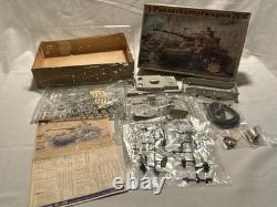 Bandai German Army Tank WWII Panzerkampfwagen IV-G 1/30 Vtg Model Kit NEW OPEN