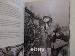 Die Gruppe Weapons and Equipment German Infantry Squad 1939-1945 AK130025