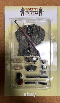 Dragon Model 1/6 WWII Gear+ German Army Waffen SS Helmut Jenninger