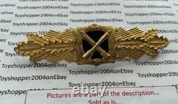 German 1957 Army WWII Veteran Close Combat Clasp in Gold Curved