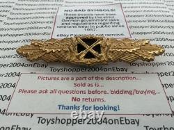 German 1957 Army WWII Veteran Close Combat Clasp in Gold Early Version