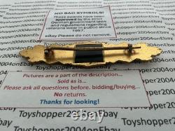 German 1957 Army WWII Veteran Close Combat Clasp in Gold Early Version