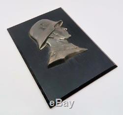 German Army WW2 award soldier medal officer bronze bust uniform desk wall plaque