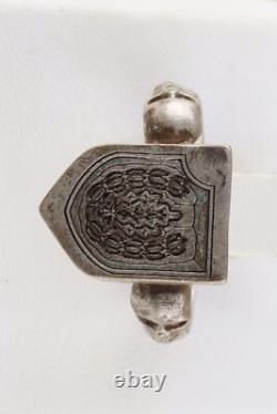 German Ring war period WW2 Oak leaves WWII Skull Germany Battlefield artifact Mi