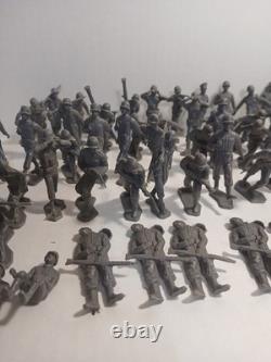 Marx Light Gray German Army Soldiers WWII 54mm 1963 Lot of 100