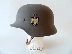 Original German WWII M40 ET68 Single Decal Army Heer Helmet with Chinstrap