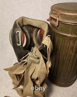 Original WW2 German Army Gas Mask and Can