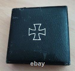 Original World War Two German Flip-Top Iron Cross 1st Class Presentation Box