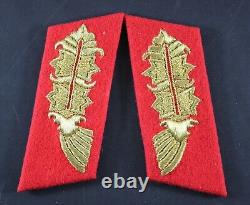 Pair of German World War II Army HEER General Collar Tabs