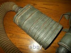 WW II German Army GM24 Gasmaske PANZER GAS MASK HOSE & CANISTER VERY RARE