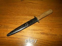 WW II German Army Nahkampfmesser COMBAT BOOT KNIFE / TRENCH KNIFE VERY NICE