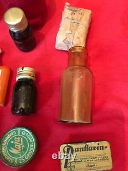 WW2 1940 German Army Medics First Aid Leather Pouch, Original kit