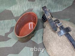 WWII German SMM43 All Matching Red Enamel Canteen & Cup Original Army 1943 Heer