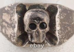 WWII Ring GERMAN ww2 WEHRMACHT Skull IRON Cross GERMANY Army MILITARY Soldiers A