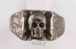 WWII Ring GERMAN ww2 WEHRMACHT Skull IRON Cross GERMANY Army MILITARY Soldiers A