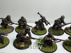 Warlord Bolt Action German Army WWII 28mm Tanks and Troops Painted