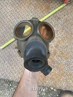 Wwii German Gas Mask M18 Estate Sale See Pics Gasmask Military Army Wwi Marines