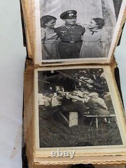 Album photo olympique de 1936 de l'armée allemande avec une moto BMW attelée avant la Seconde Guerre mondiale.