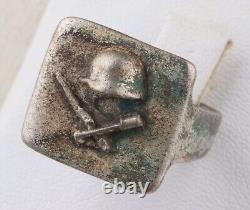 Bague allemande de la Seconde Guerre mondiale Casque en acier Soldats de la Seconde Guerre mondiale Casque en acier Allemagne Wehrmacht ARMÉE