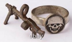 Bague allemande de la Seconde Guerre mondiale Pendentif Allemagne mitrailleuse MP-40 armée Wehrmacht