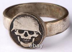 Bague allemande de la Seconde Guerre mondiale Pendentif Allemagne mitrailleuse MP-40 armée Wehrmacht