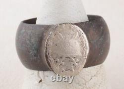 Bague de la Seconde Guerre mondiale Casque de l'armée allemande WEHRMACHT GERMANY Casque militaire ÉPÉEs Art