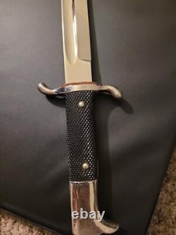 Baïonnette de cérémonie courte de l'armée allemande E. Pack & Sohne Solingen de la WWII avec fourreau et frog