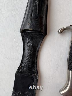 Baïonnette de cérémonie de l'Armée allemande de la WWII avec fourreau et frog en cuir 17-27