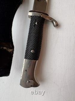 Baïonnette de cérémonie de l'Armée allemande de la WWII avec fourreau et frog en cuir 17-27