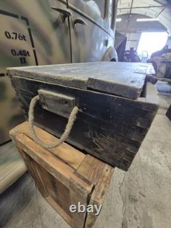 Boîte en bois de l'armée allemande très rare de la Seconde Guerre mondiale pour 12cmGr. W. 42(r), datée, estampilles du fabricant