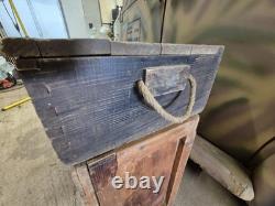 Boîte en bois de l'armée allemande très rare de la Seconde Guerre mondiale pour 12cmGr. W. 42(r), datée, estampilles du fabricant