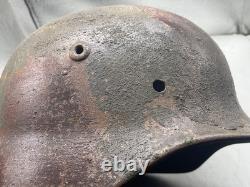 Casque M40 de l’armée allemande de la Seconde Guerre mondiale, peint modernement en camouflage style Normandie, taille 64