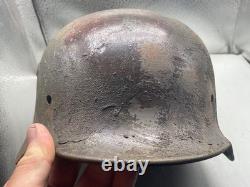 Casque M40 de l’armée allemande de la Seconde Guerre mondiale, peint modernement en camouflage style Normandie, taille 64