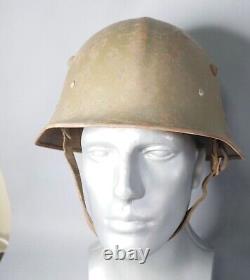 Casque de combat en acier de l'armée bulgare de type 1 allemand de la WWII M36 M1936 avec bord roulé