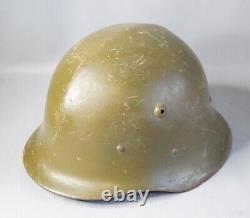 Casque de combat en acier de l'armée bulgare de type 1 de la Seconde Guerre mondiale M36 M1936 avec bord roulé