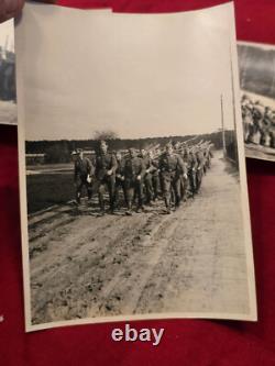 DIRIGEANTS DE LA WEHRMACHT Photo lot CASQUE EN ACIER D'ENTRAINEMENT DES TROUPES WWII Allemand WWII