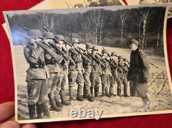 DIRIGEANTS DE LA WEHRMACHT Photo lot CASQUE EN ACIER D'ENTRAINEMENT DES TROUPES WWII Allemand WWII