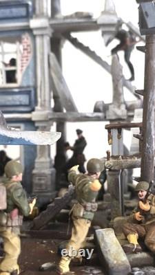 Diorama de bataille urbaine personnalisé de la Seconde Guerre mondiale à l’échelle 1/35 : armée américaine contre soldats allemands, bâtiment en ruine
