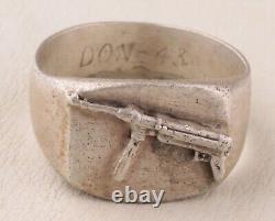 Don 43 Bague allemande de la Seconde Guerre mondiale MP 40 Pistolet-mitrailleur allemand de la Seconde Guerre mondiale Maschinenpistole 1940 Allemagne