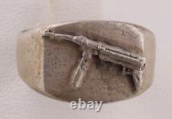 Don 43 Bague allemande de la Seconde Guerre mondiale MP 40 Pistolet-mitrailleur allemand de la Seconde Guerre mondiale Maschinenpistole 1940 Allemagne