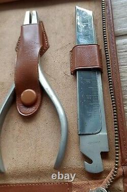 Ensemble d'outils multiples de l'armée allemande de la Seconde Guerre mondiale dans une trousse en cuir Rare