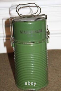 Flacon thermos en métal original rare de soldats allemands de la Seconde Guerre mondiale avec poignée