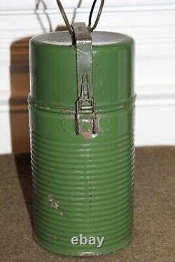 Flacon thermos en métal original rare de soldats allemands de la Seconde Guerre mondiale avec poignée