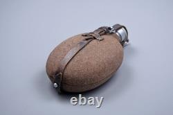 Gourde de l'armée allemande de la Seconde Guerre mondiale avec couverture et sangles