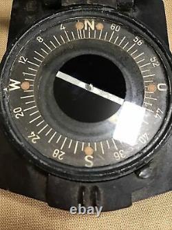 Initial Ww2 Army Officiers / Soldats Champ Mars Compass