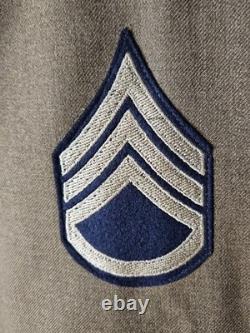 Insigne de l'Armée américaine de la Seconde Guerre mondiale fabriqué en Allemagne, uniforme SSgt Ike du 7e Corps, lot Sept étapes vers l'enfer