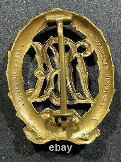 Insigne sportif de l'Armée allemande Heer de l'ère Weimar, grade or, avant la Seconde Guerre mondiale.